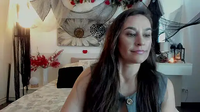 JoyCasidy Show in webcam