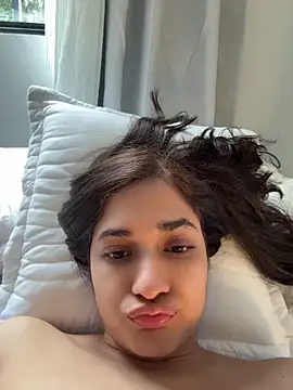__amcutefatima's Webcam Show