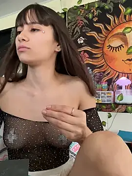 Онлайн чат XXX reaLISStic