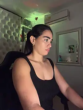 Chatroom XXX en direct de ZarahEvans