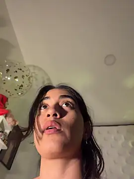ZarahEvans Pertunjukan Webcam