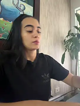 ZarahEvans Chat XXX in diretta