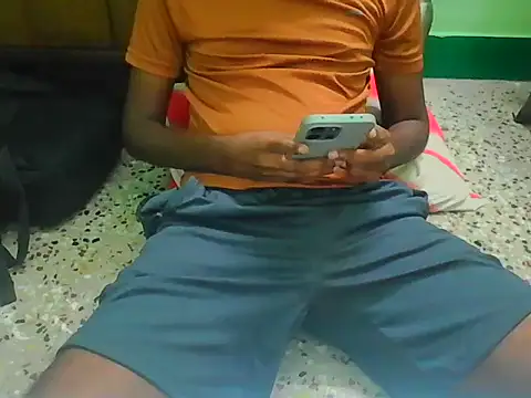 Tamil10inches Adlı Modelin Web Kamerası Şovu