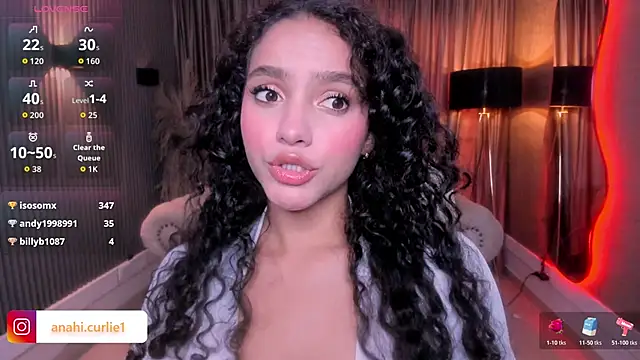 anahi_curlie1のウェブカメラショー