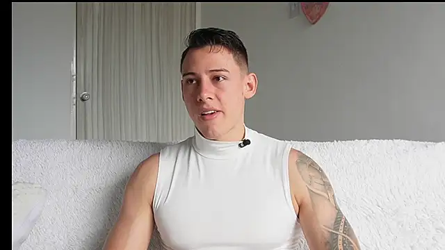 Muscle_King_Cum Pertunjukan Webcam
