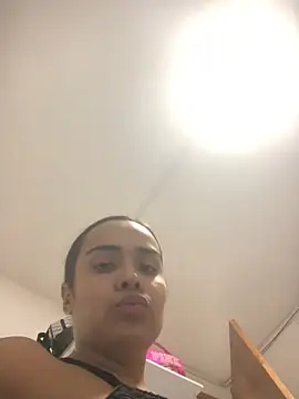 JuanaSimons' Live XXX Chat