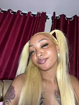 Chatroom XXX en direct de Ruthlessvee