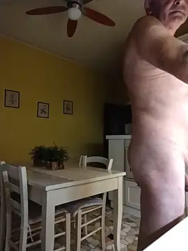 S2253 Webcam-Show