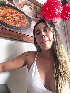 Emilia_Bakerr's Live XXX Chat