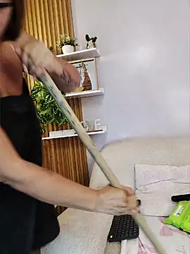 MrsFoucher's Live Chat Room