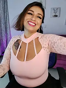 Chat +18 de MrsFoucher ao vivo