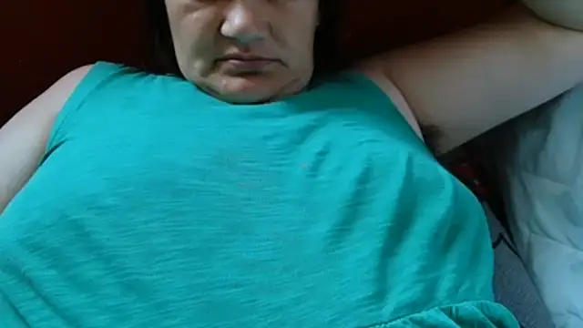 Lucinka1's Live XXX Chat