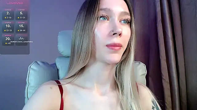 XXX chat uživo modela Des_ch