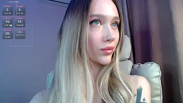 Des_ch Chat XXX in diretta