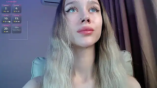 Des_ch Adlı Modelin Canlı XXX Sohbeti