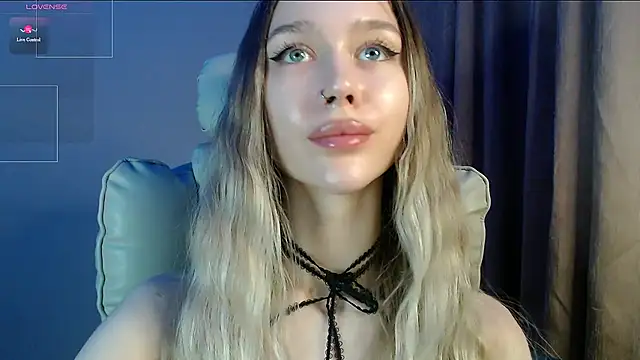 Des_ch Adlı Modelin Canlı XXX Sohbeti