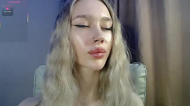 Des_ch's Live XXX Chat