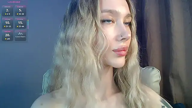 Des_chn Live XXX chat