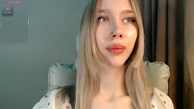 Des_ch Chat XXX in diretta