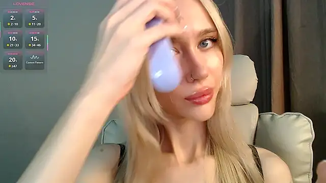 Des_ch Chat XXX in diretta