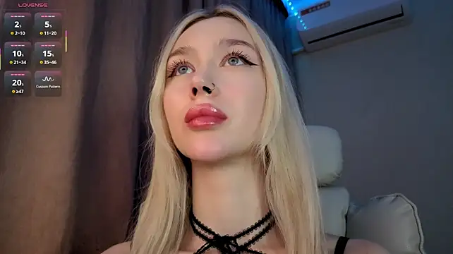 Des_ch Adlı Modelin Canlı XXX Sohbeti