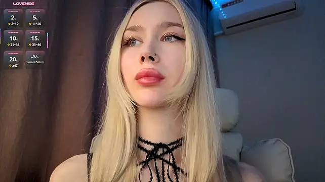 Des_ch Adlı Modelin Canlı XXX Sohbeti