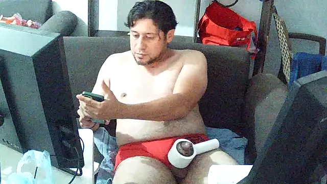 simpatico1000 Adlı Modelin Canlı XXX Sohbeti