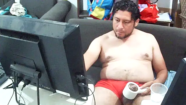simpatico1000 Adlı Modelin Canlı XXX Sohbeti