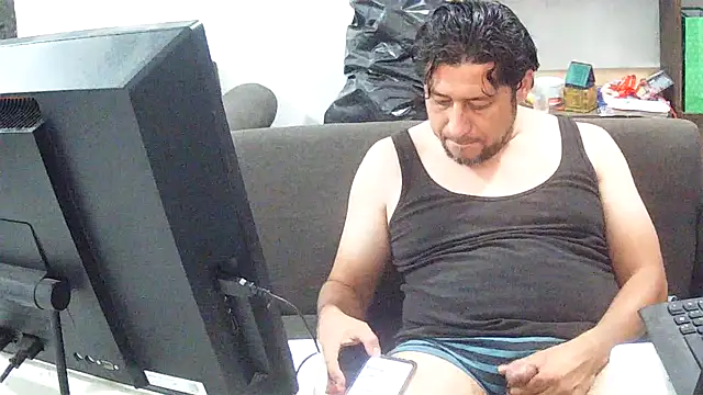 simpatico1000's Webcam Show