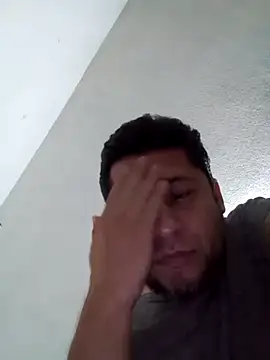 simpatico1000 Show in webcam