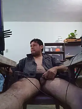 simpatico1000's Live XXX Chat