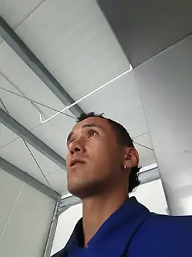 Peperoso777's Webcam Show