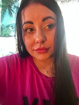 DaisyStreet's Live XXX Chat
