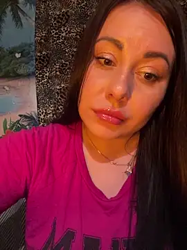 DaisyStreet's Live XXX Chat