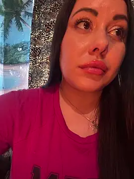 DaisyStreet's Live XXX Chat
