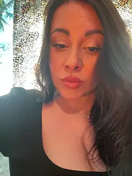 DaisyStreet's Live XXX Chat