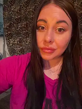 DaisyStreet's Live XXX Chat