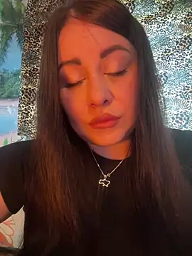 DaisyStreet's Live XXX Chat
