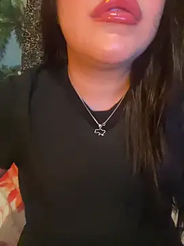DaisyStreet live XXX chat