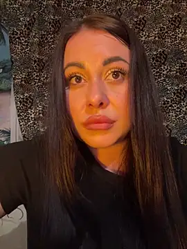 DaisyStreet's Live XXX Chat