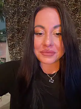 DaisyStreet's Live XXX Chat