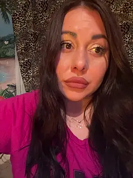 DaisyStreet's Live XXX Chat