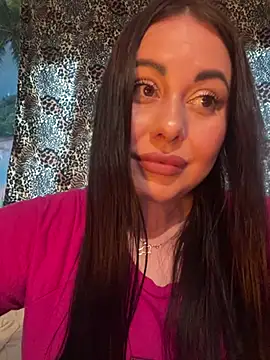 DaisyStreet's Live XXX Chat