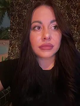 DaisyStreet's Live XXX Chat