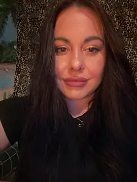DaisyStreet's Live XXX Chat