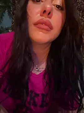 צ'אט XXX בשידור חי של DaisyStreet