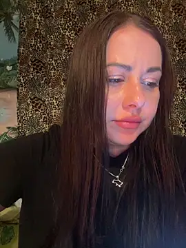 DaisyStreet's Live XXX Chat