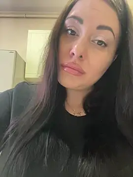 DaisyStreet Live XXX Chat