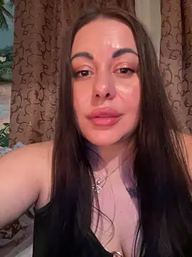 DaisyStreet XXX чат на живо