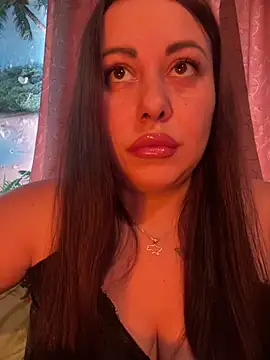 DaisyStreet's Live XXX Chat